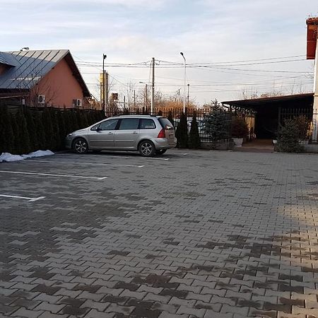 Hotel Viva Ploeszti Zewnętrze zdjęcie