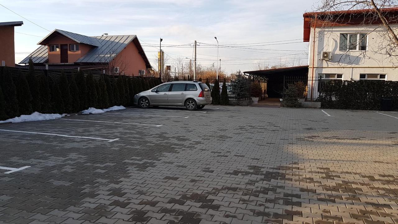 Hotel Viva Ploeszti Zewnętrze zdjęcie