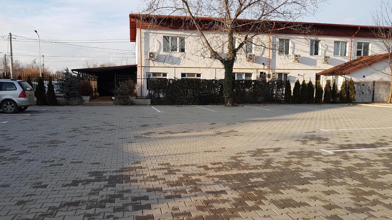Hotel Viva Ploeszti Zewnętrze zdjęcie